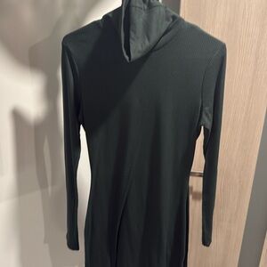 TOBI turtleneck dress size Medium